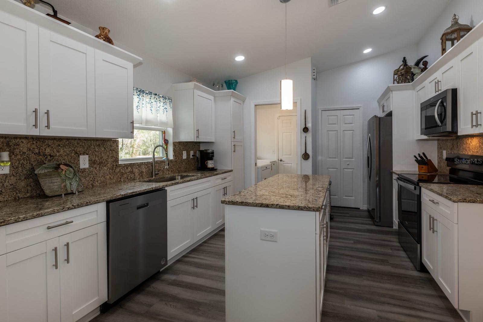 SILVER SPGS SHORES - Residential