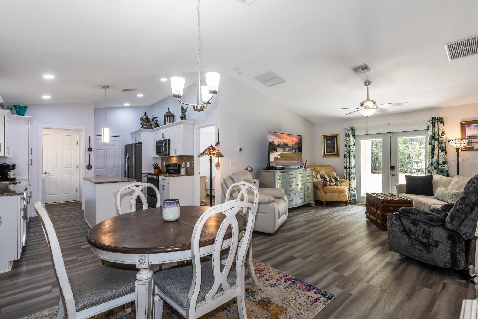 SILVER SPGS SHORES - Residential