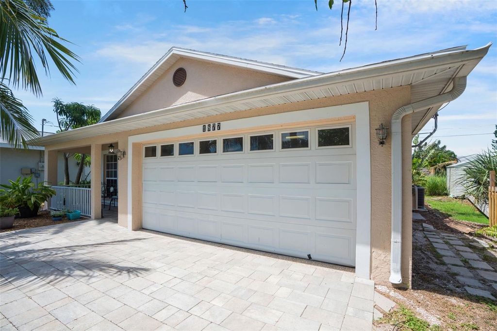 Photo of 1877 Vamo Drive, Sarasota, FL 34231 (MLS # A4663477)