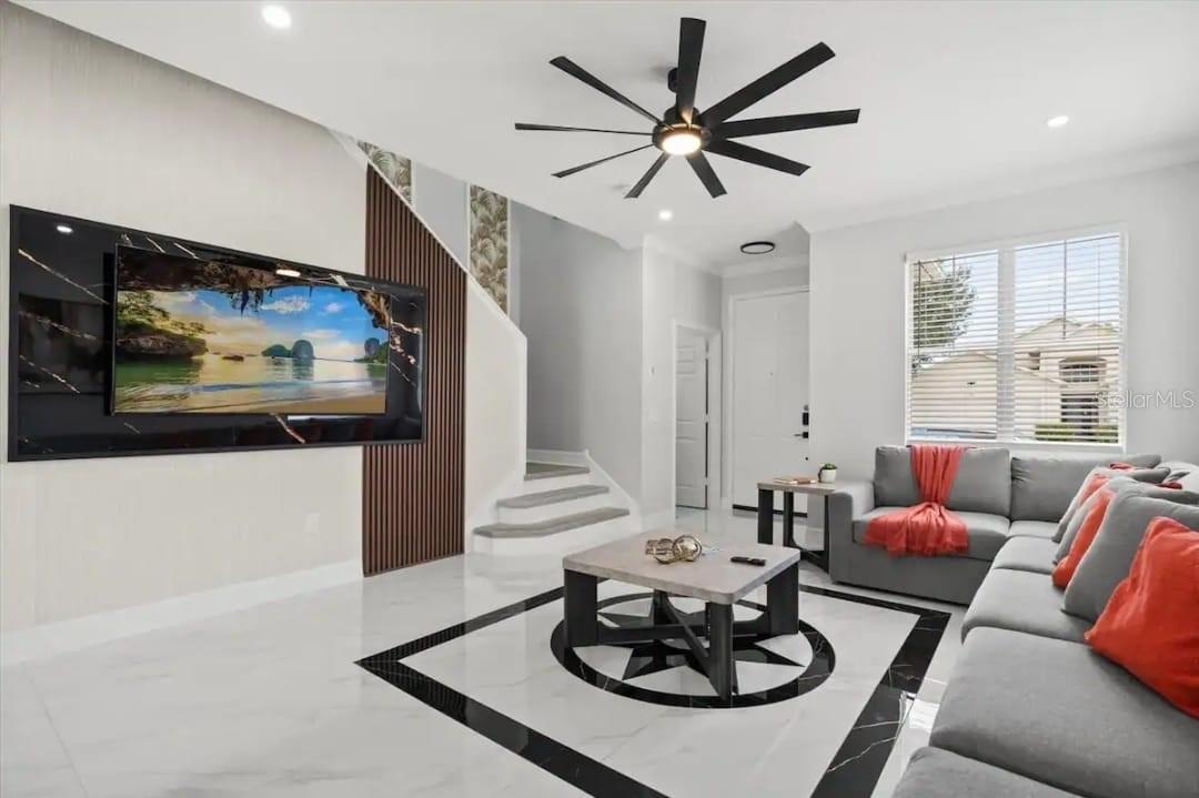 WINDWOOD BAY PHASE ONE - Residential