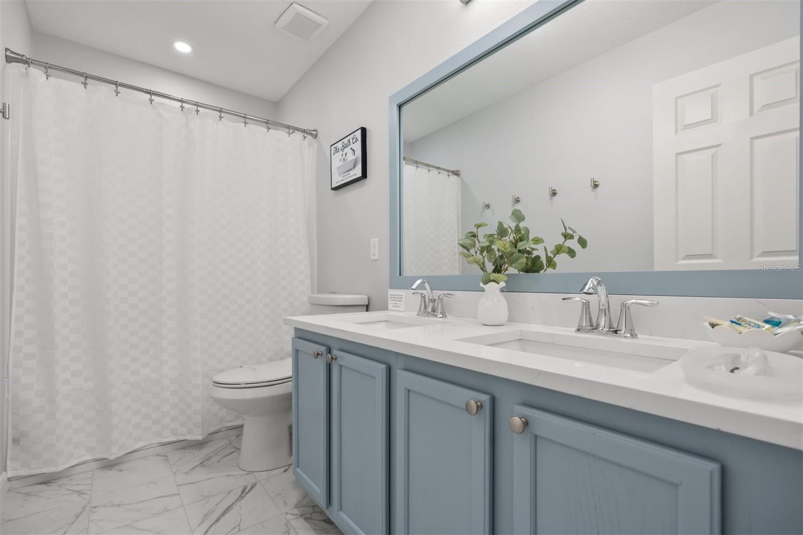 WINDWOOD BAY PHASE ONE - Residential