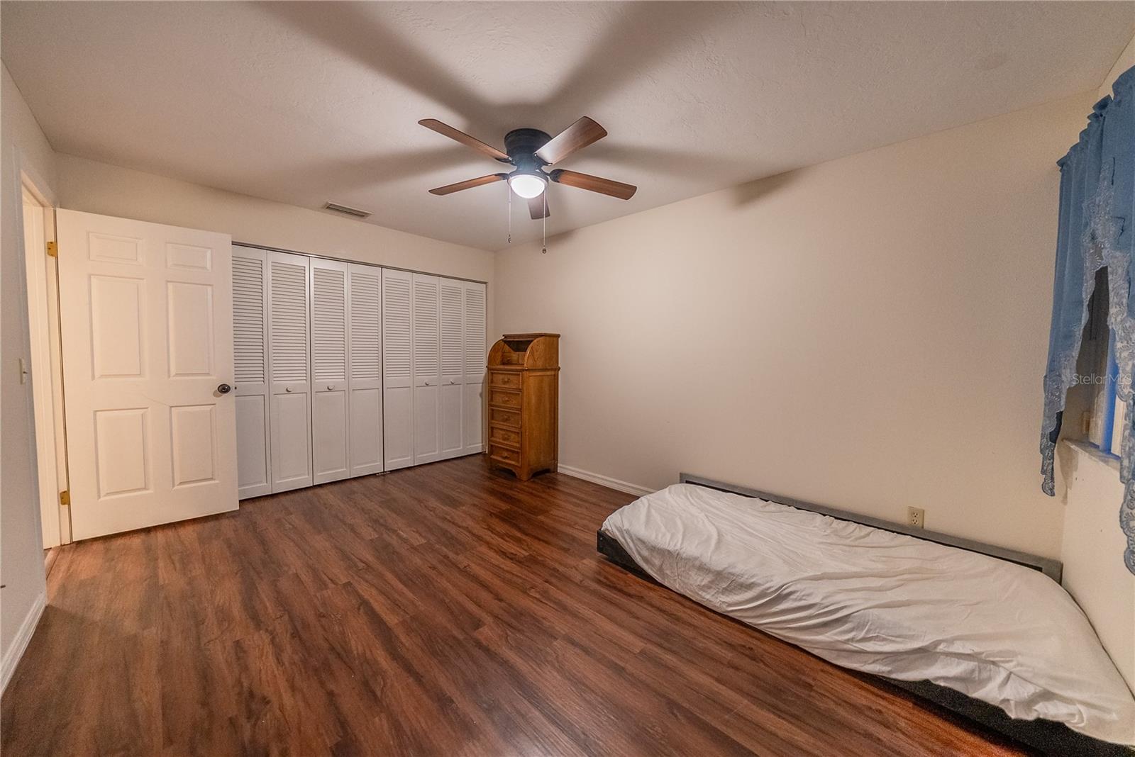 FOX MEADOW 02 - Residential