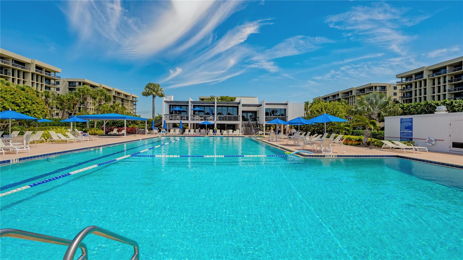 BEACHPLACE III - Residential