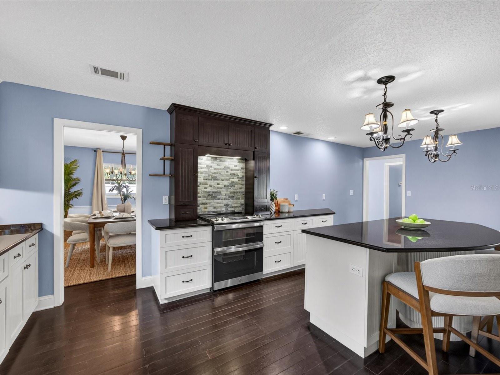 333 CORNWALL ROAD