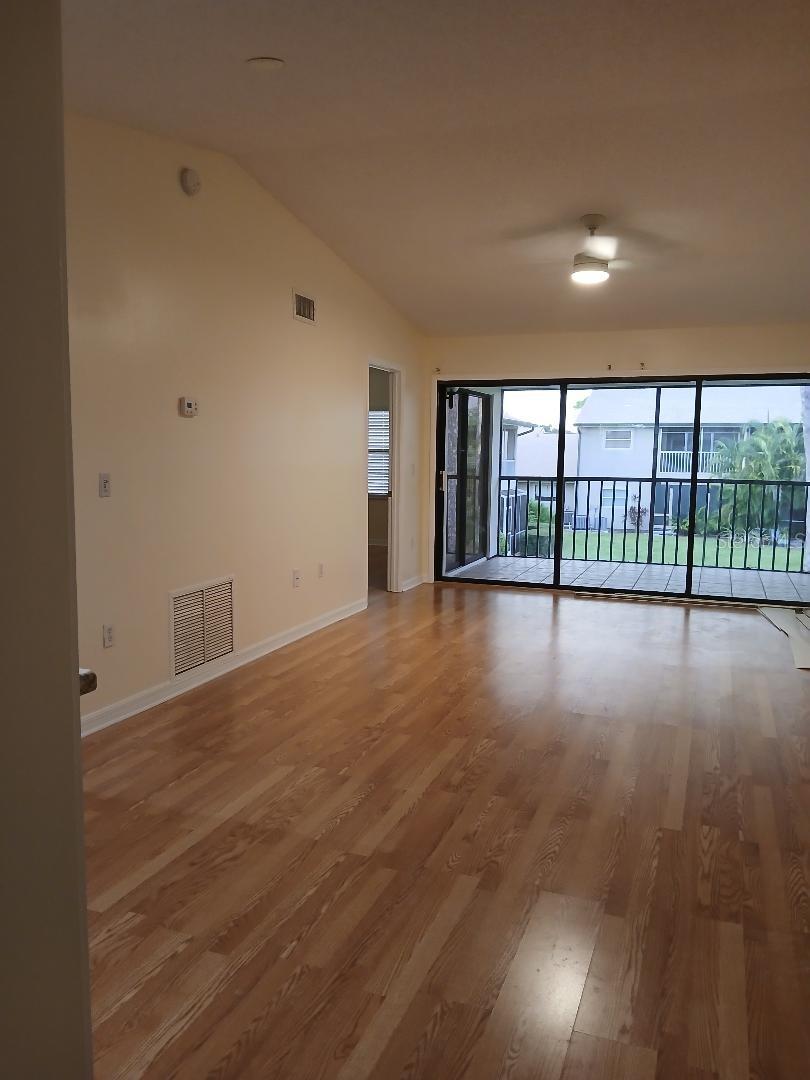 SUMMERSIDE - Residential Lease