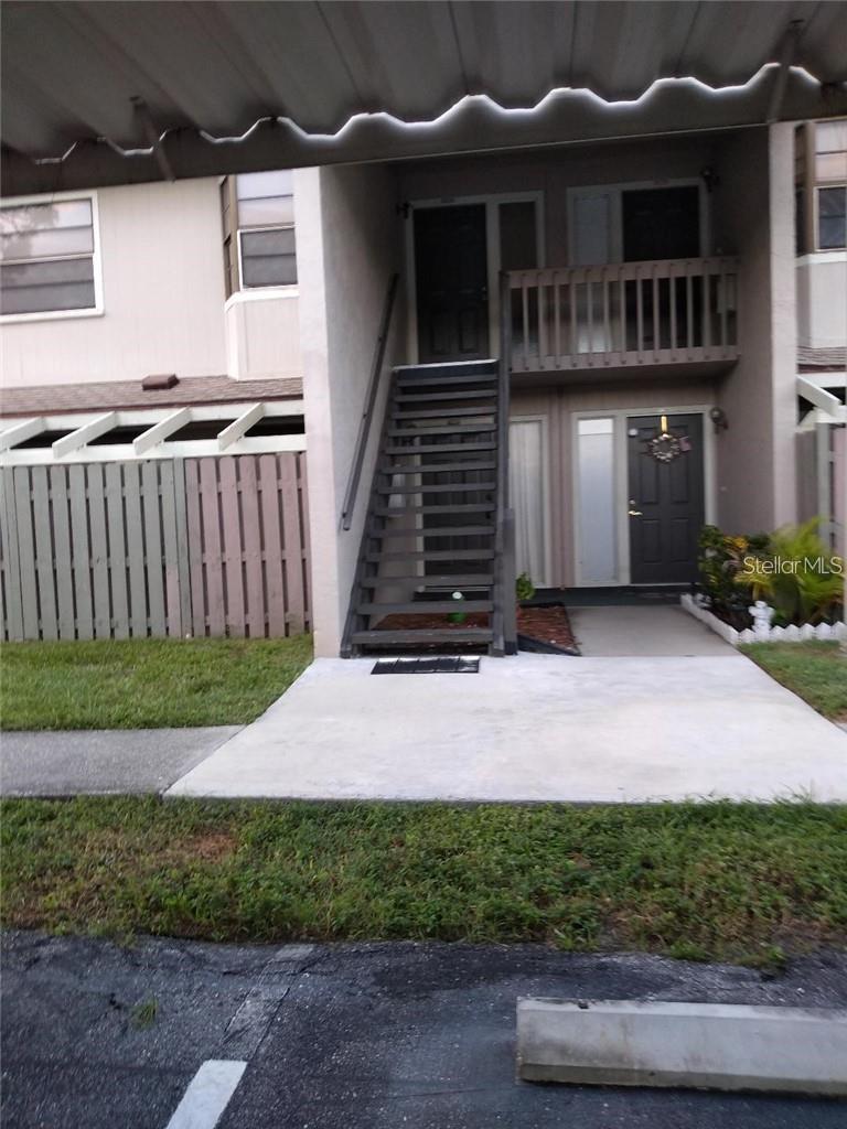 In Summerside, close to the Stickney Point, spacious 2b/2b condo, open floor with large kitchen, 1,125 sqft, upstairs, has been remodeled & updated with all brand new appliances, new bath vanities & porcelain tile flooring, new ceiling fans, freshly painted. Condo provides a designated carport & guest parking. Community features a heated pool, clubhouse, outside shower. Location just a few miles to Siesta Key beach, gourmet restaurants, entertainment, shopping centers & grocery stores.
I-75 for quick and easy commute. First & last month rent, also security deposit required prior to move-in.