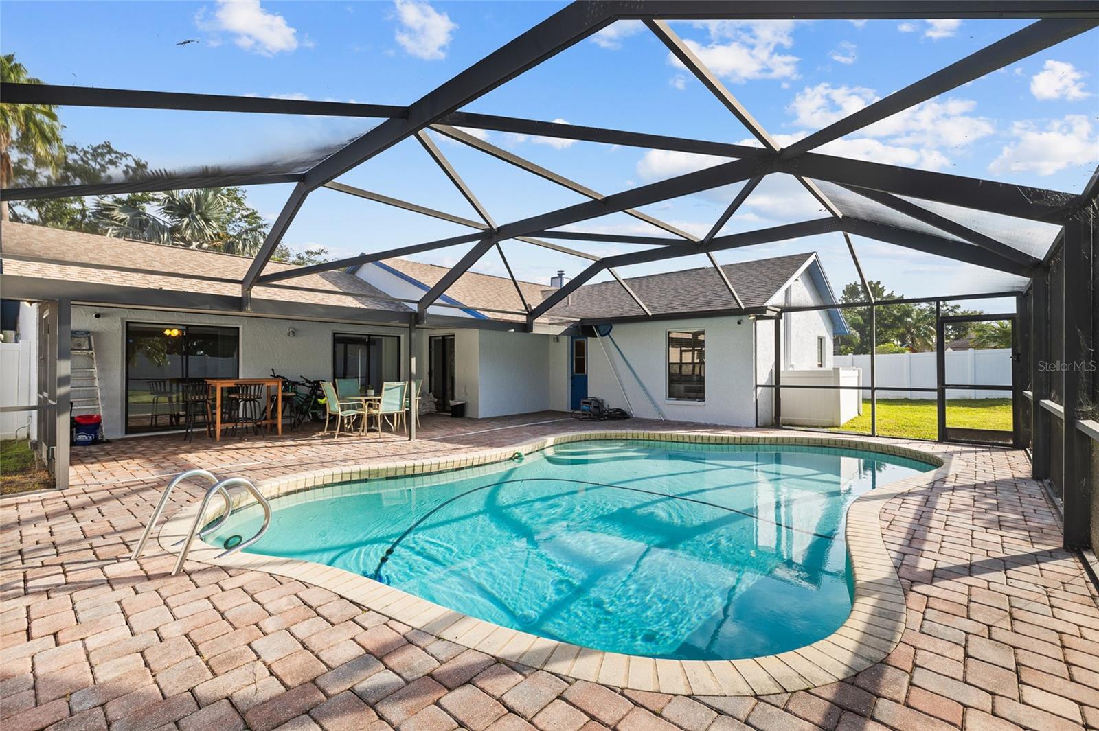 BAY PORT COLONY PH III UN 2-B - Residential