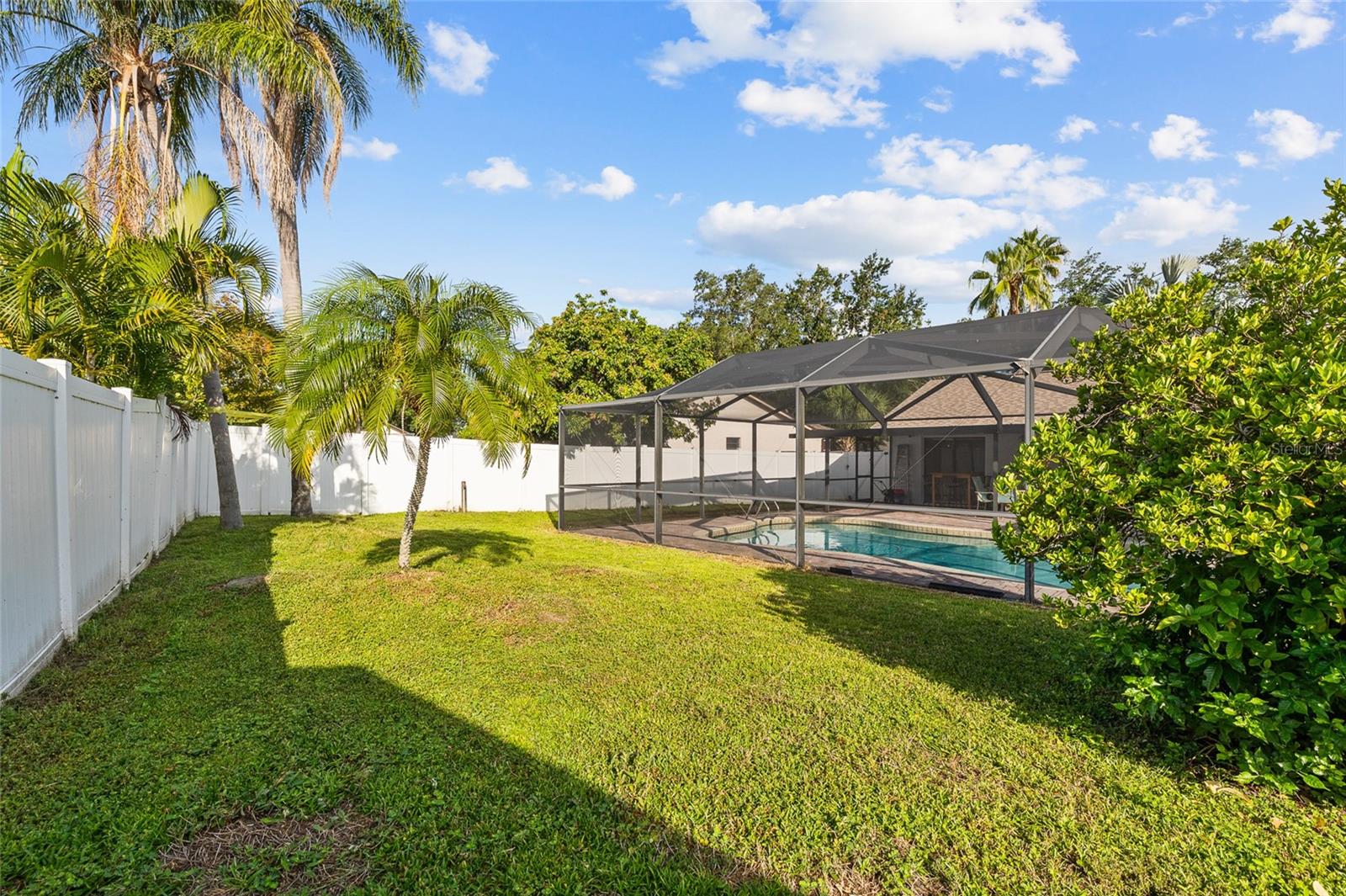 BAY PORT COLONY PH III UN 2-B - Residential