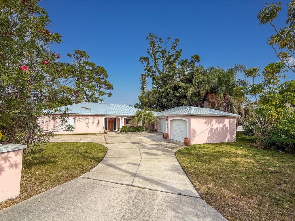 Photo of 719 58th Street NW, Bradenton, FL 34209 (MLS # O6383530)