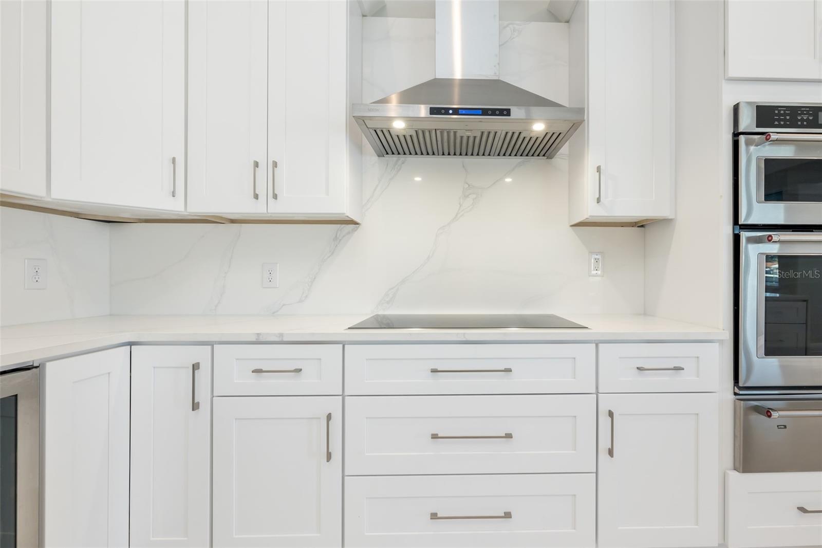 CAPRI ISLE - Residential