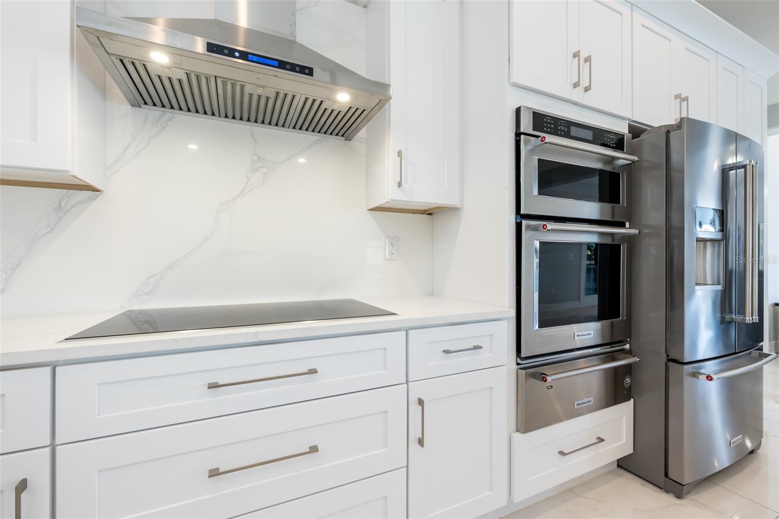 CAPRI ISLE - Residential