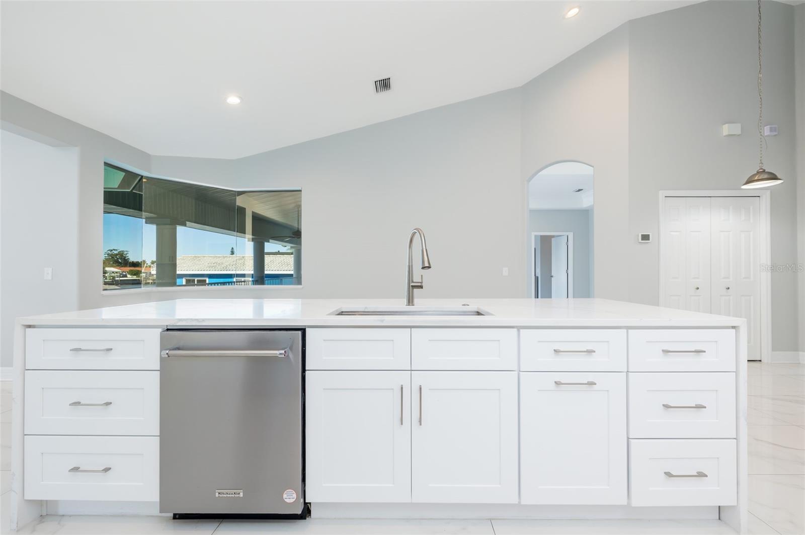 CAPRI ISLE - Residential