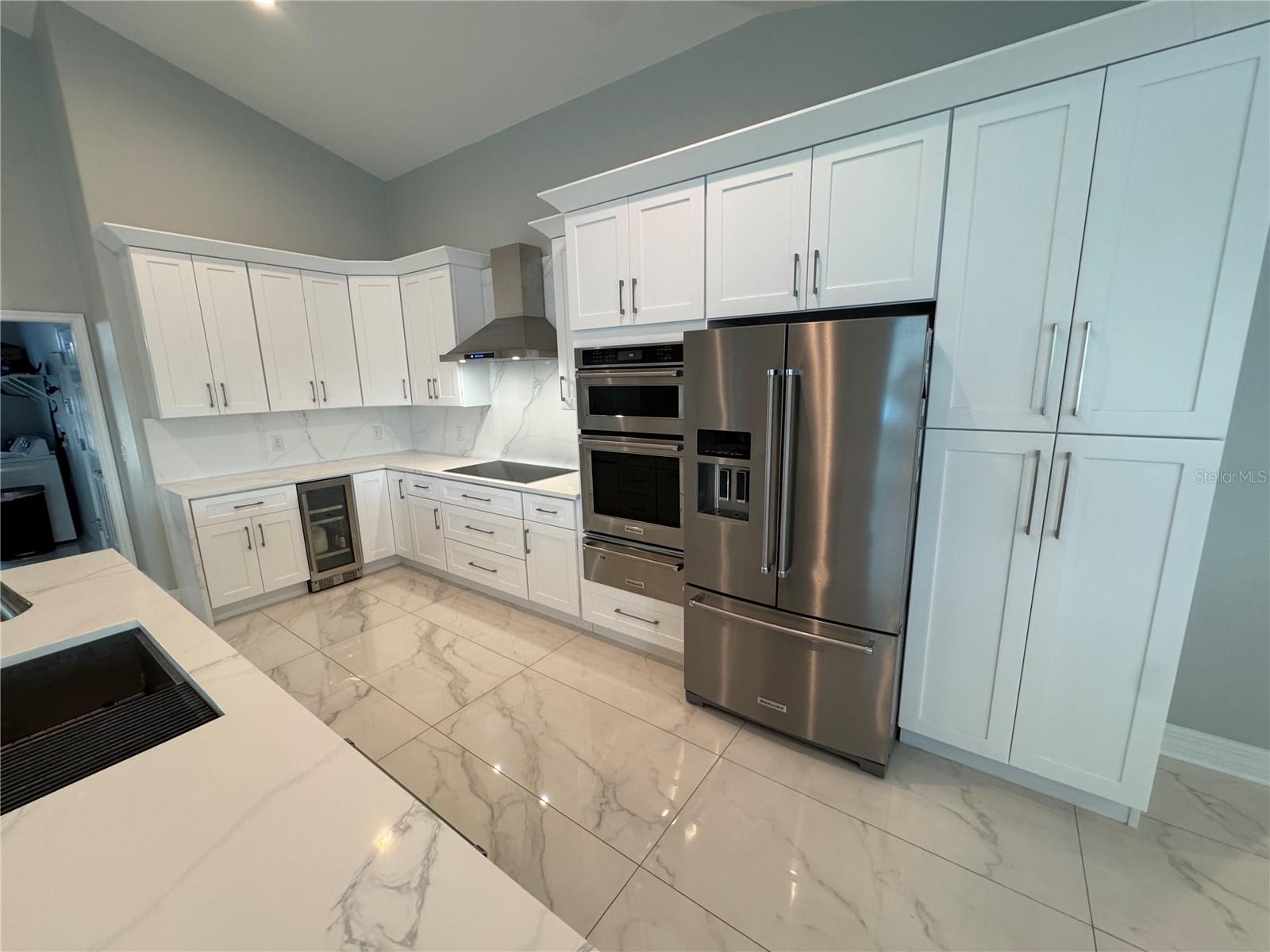 CAPRI ISLE - Residential