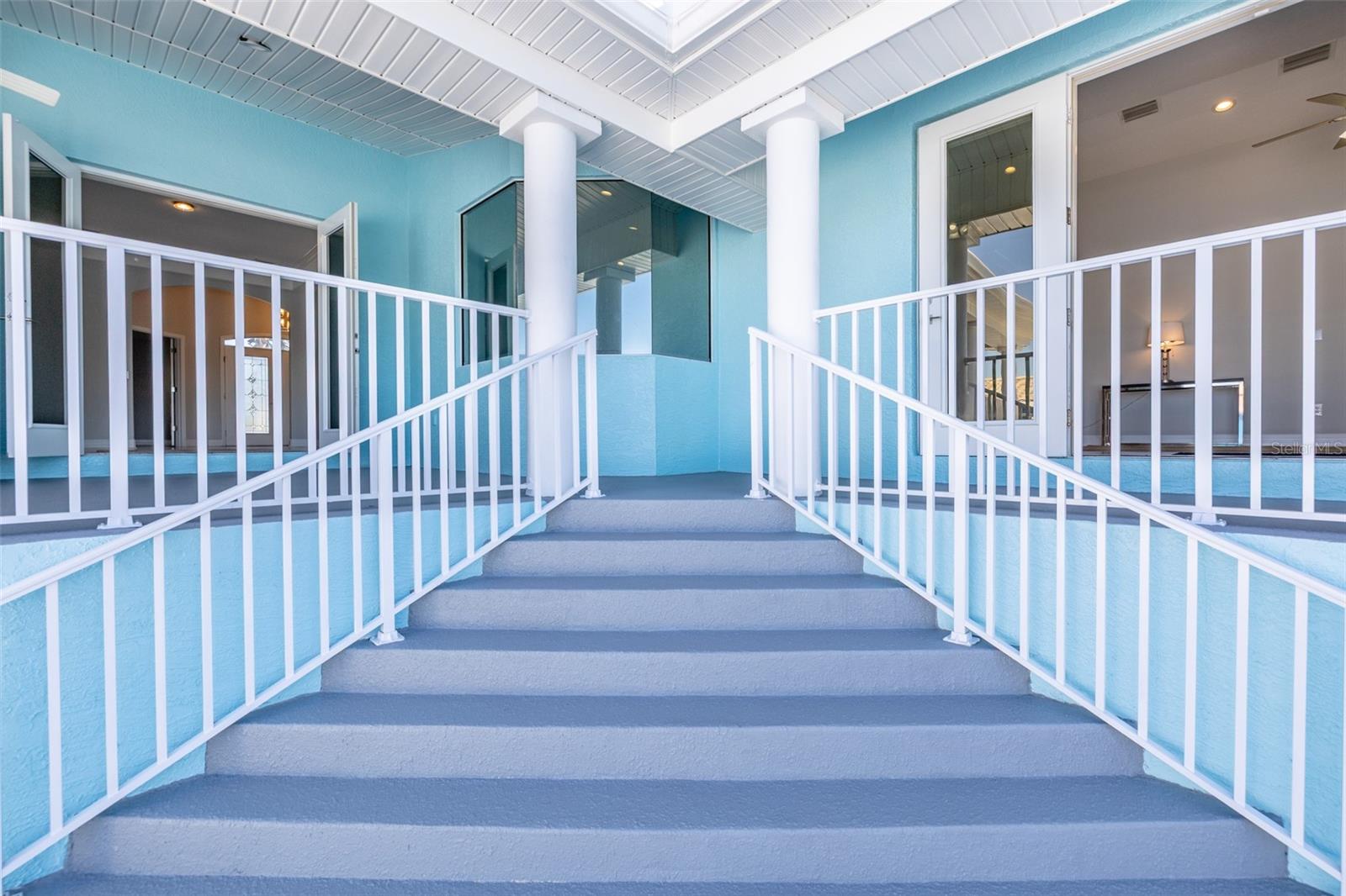 CAPRI ISLE - Residential