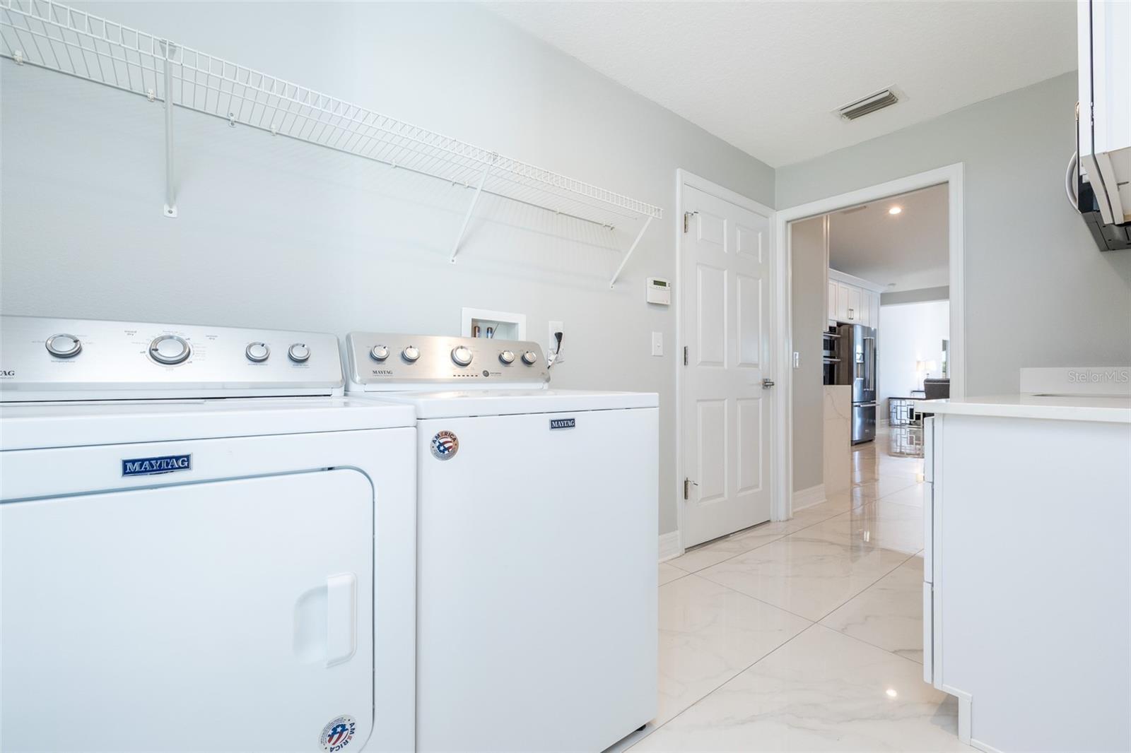 CAPRI ISLE - Residential