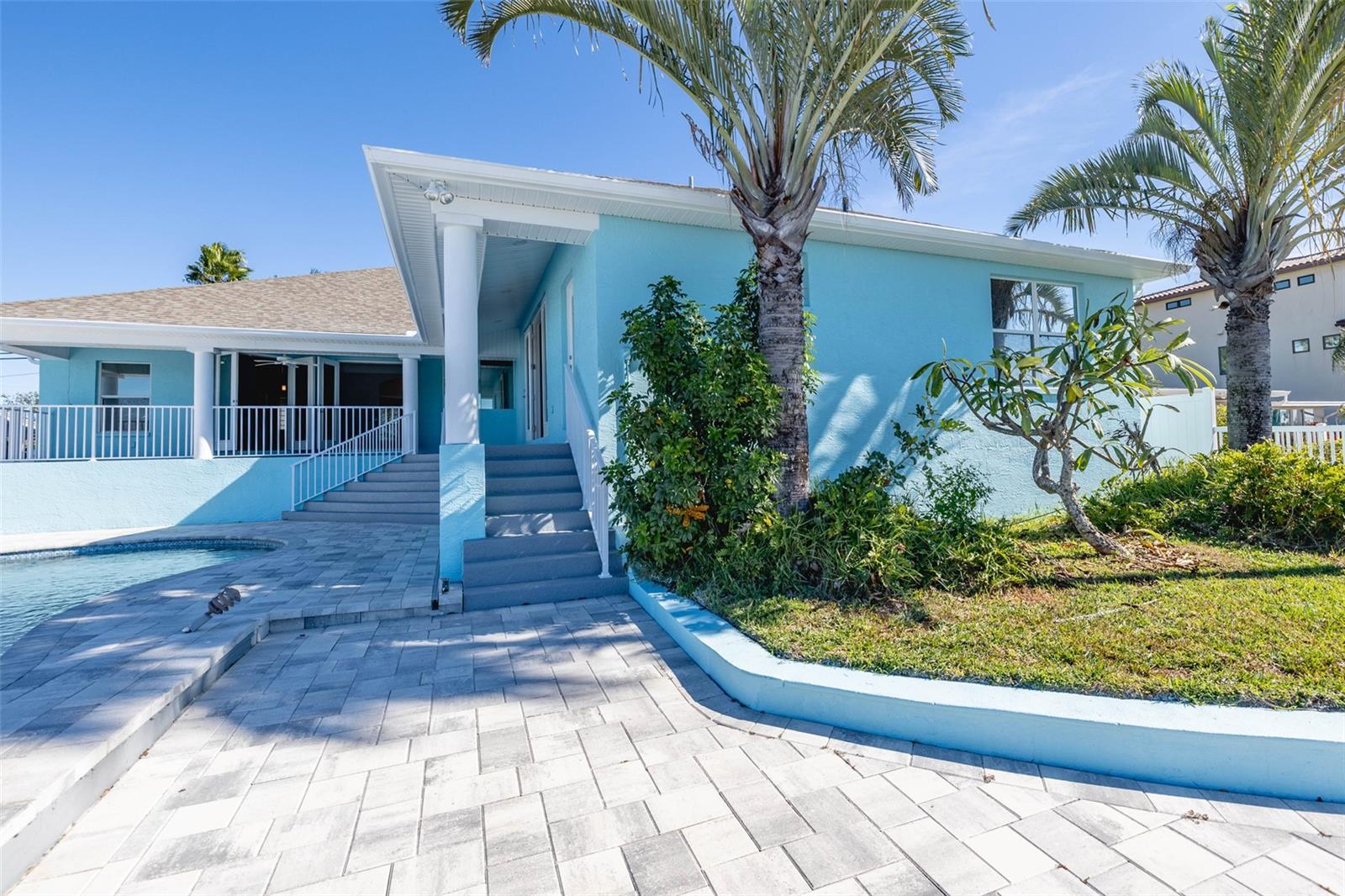 CAPRI ISLE - Residential