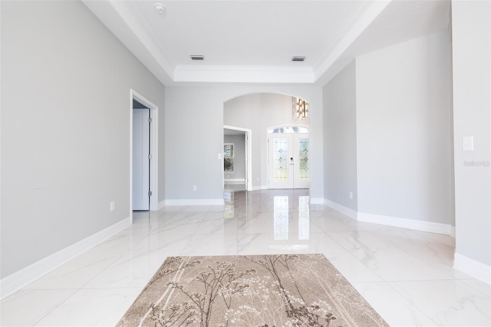 CAPRI ISLE - Residential