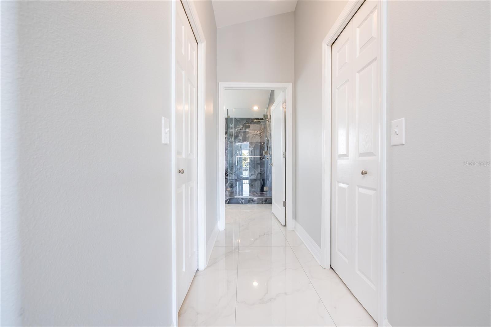 CAPRI ISLE - Residential