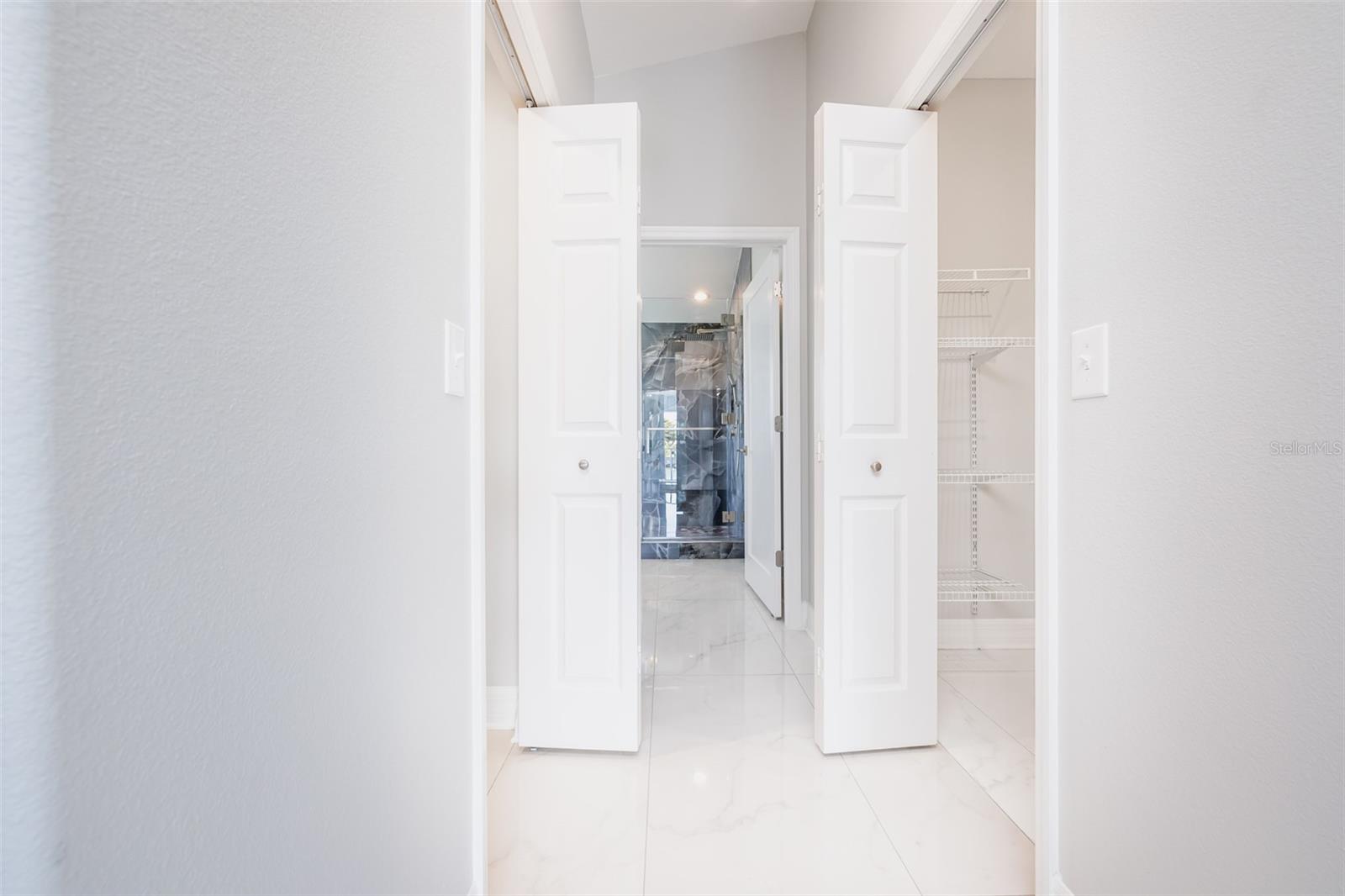 CAPRI ISLE - Residential