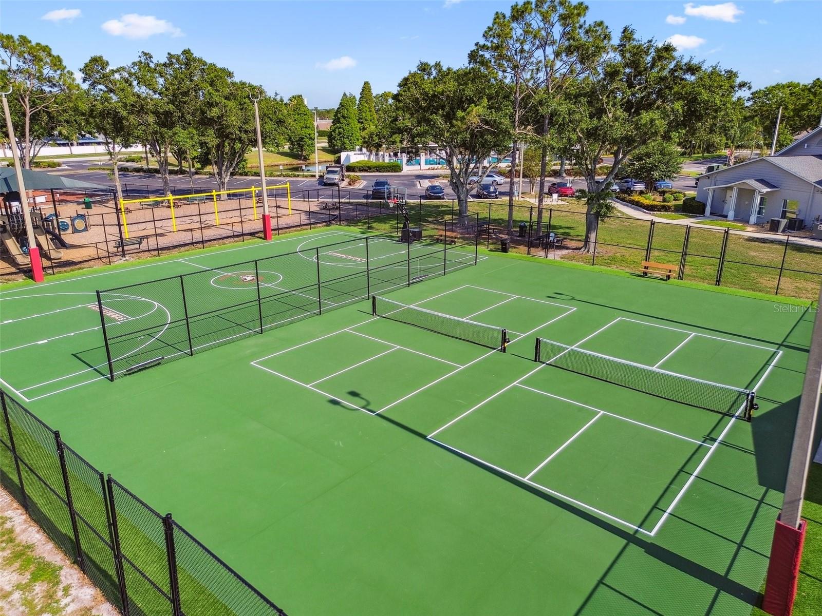 SUMMERFIELD VILLAGE I TR 27 - Residential