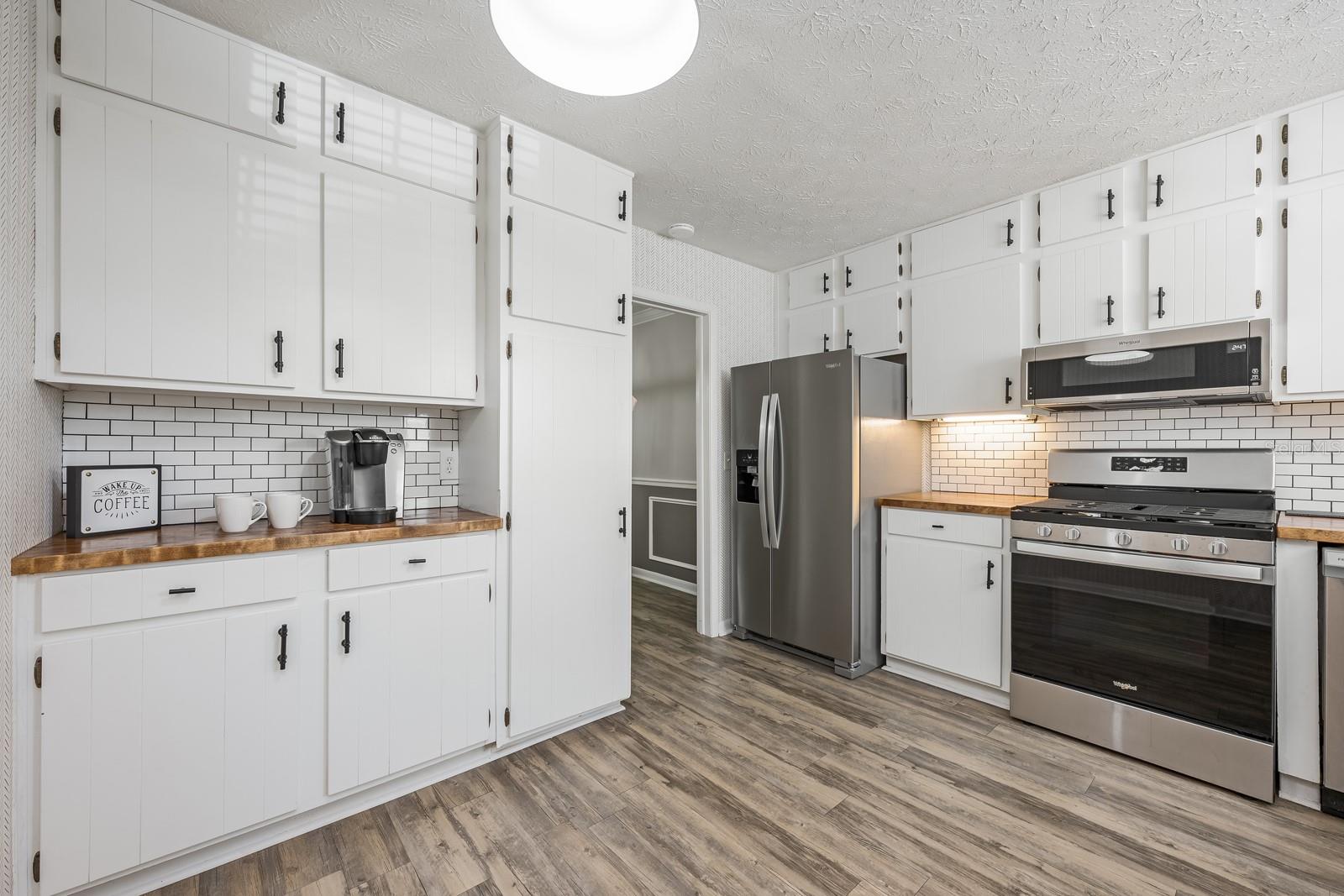 PLANTATION APTS ORLANDO - Residential