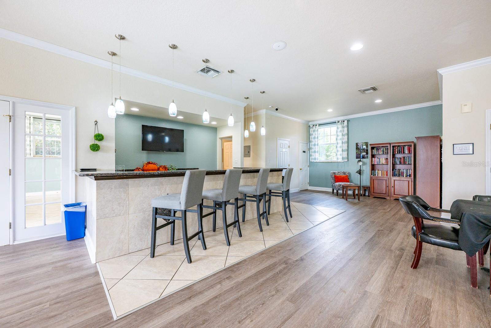 PLANTATION APTS ORLANDO - Residential
