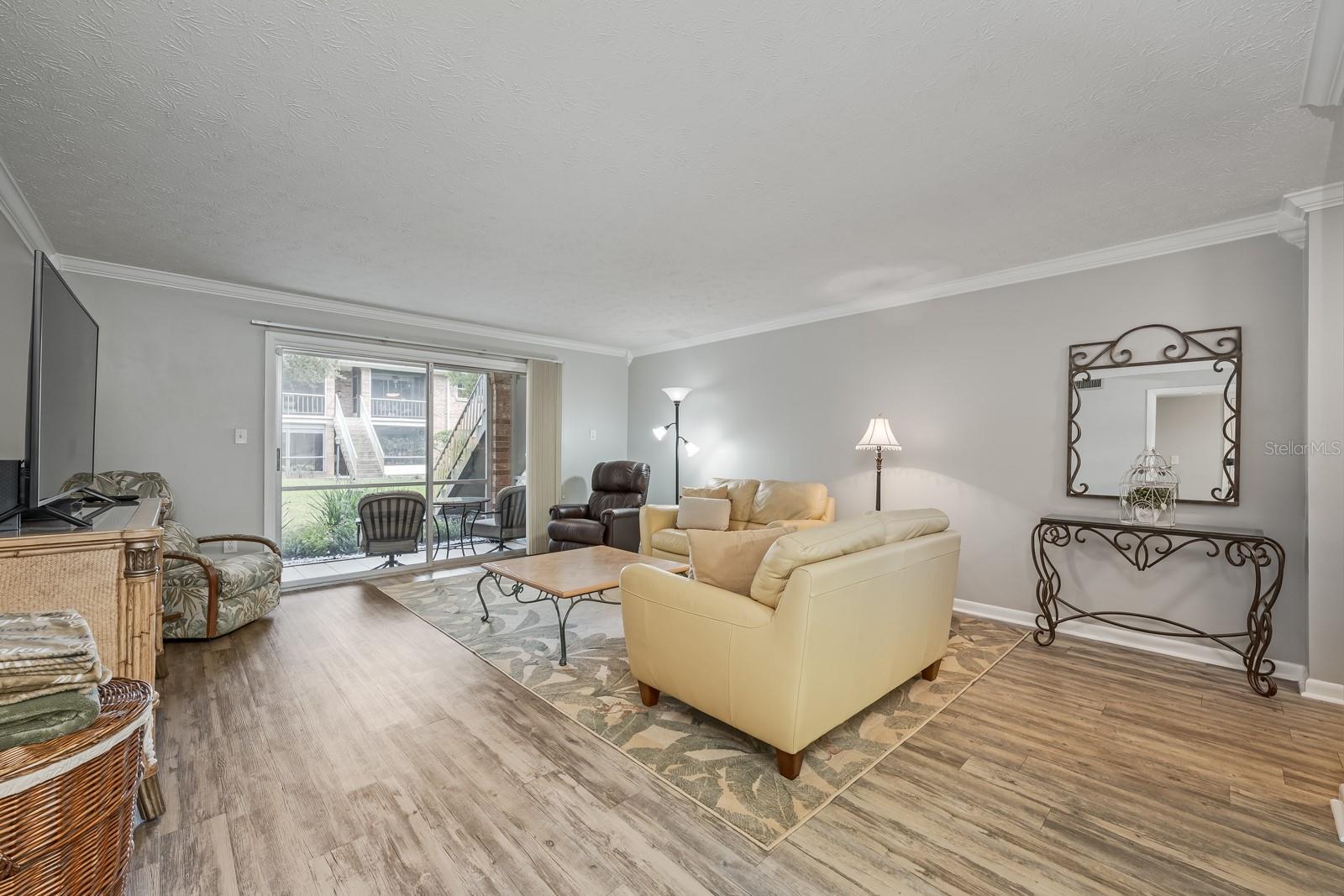 PLANTATION APTS ORLANDO - Residential