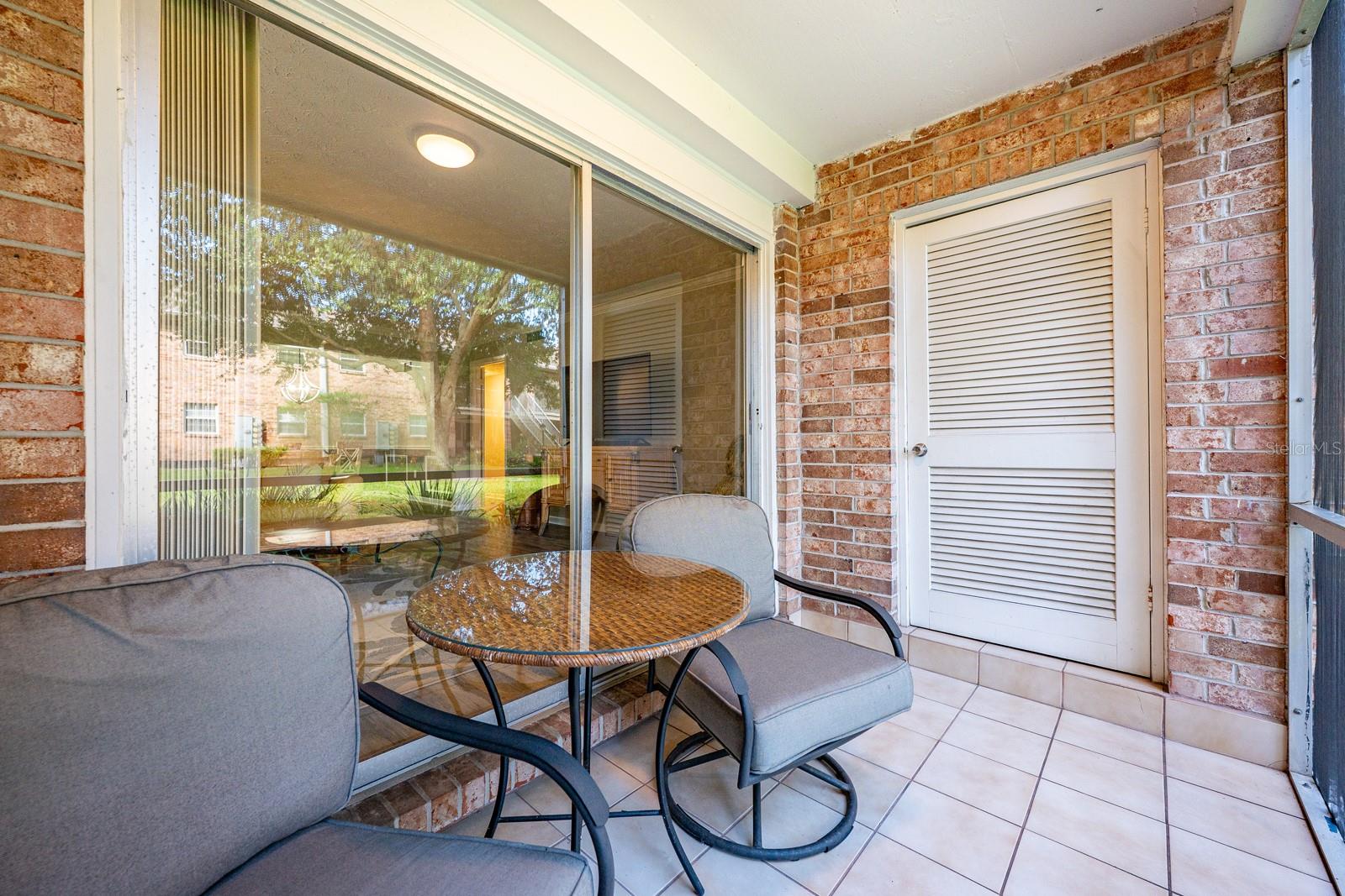 PLANTATION APTS ORLANDO - Residential