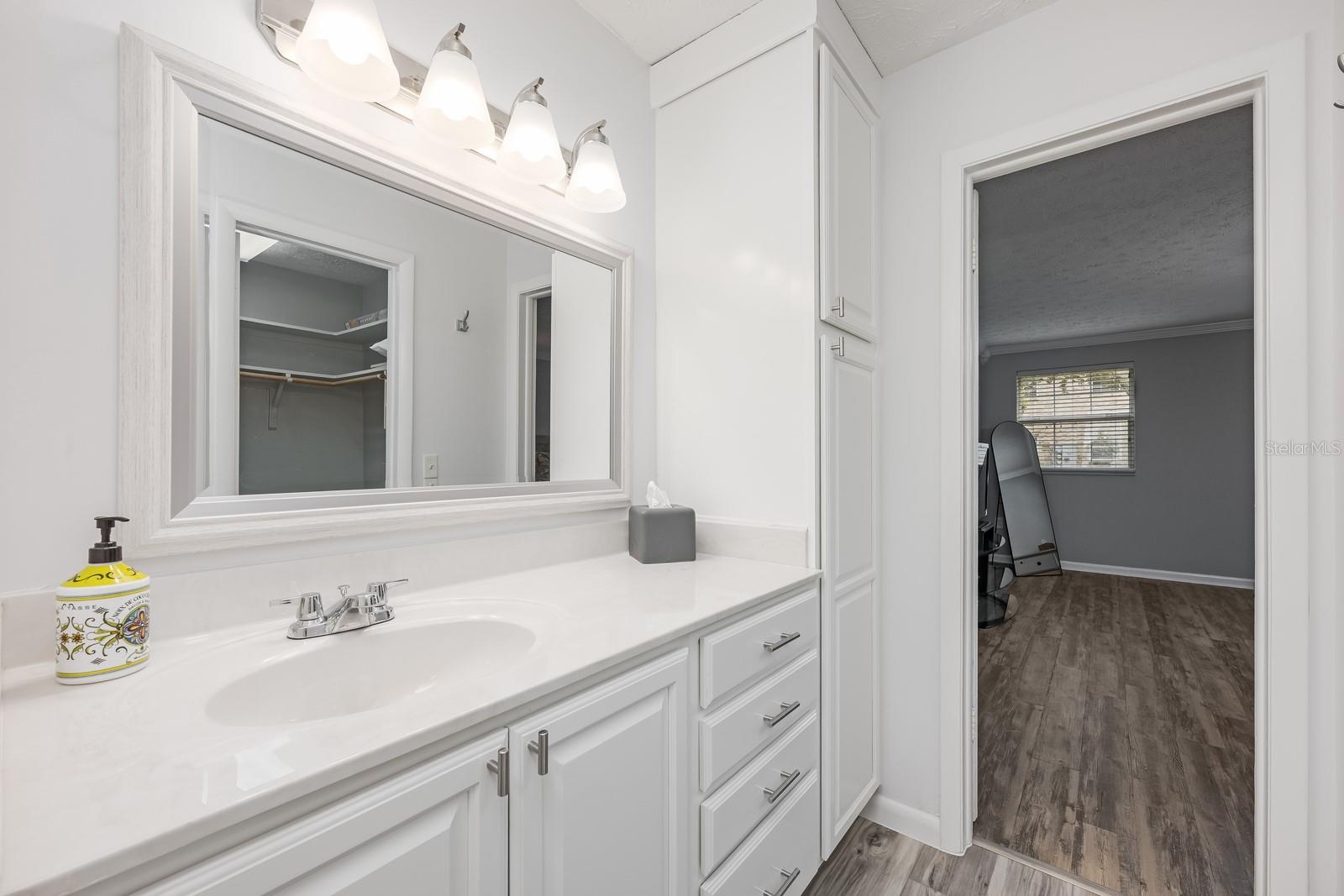 PLANTATION APTS ORLANDO - Residential