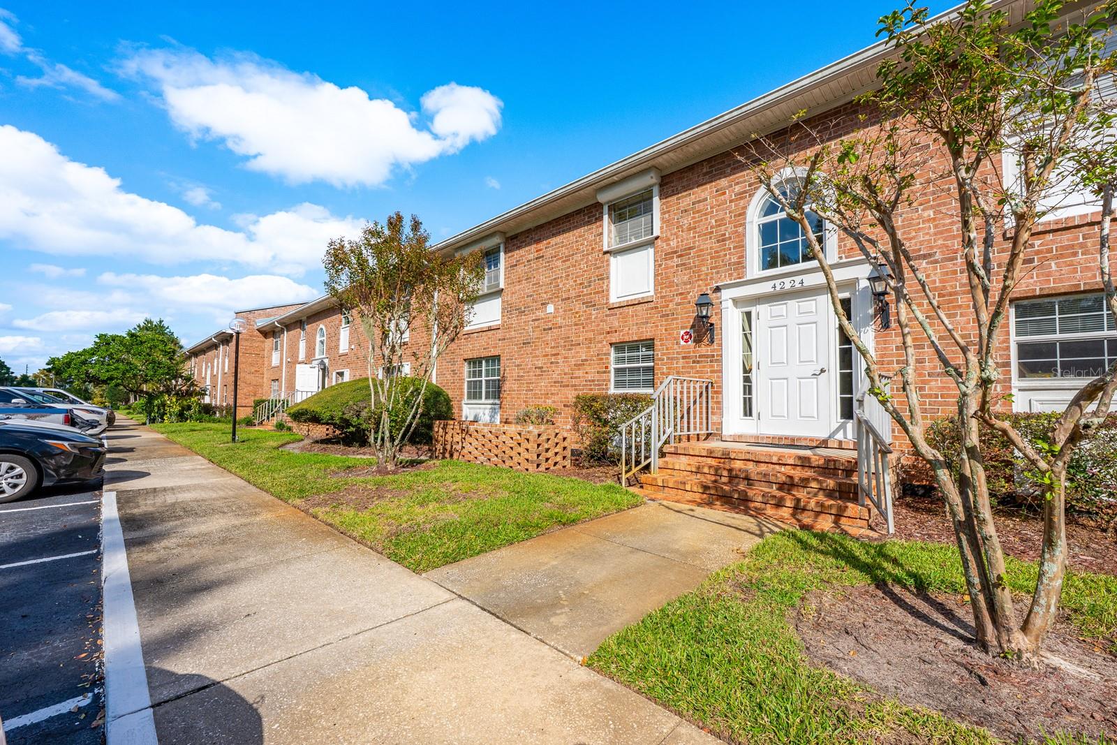 PLANTATION APTS ORLANDO - Residential
