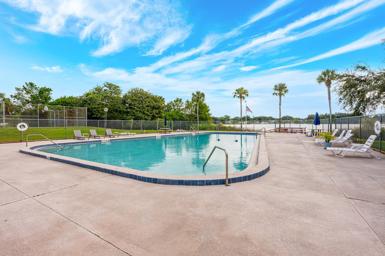 PLANTATION APTS ORLANDO - Residential