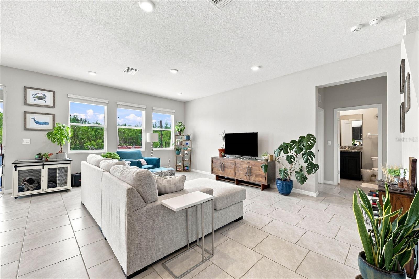 8673 BOWER BASS CIRCLE