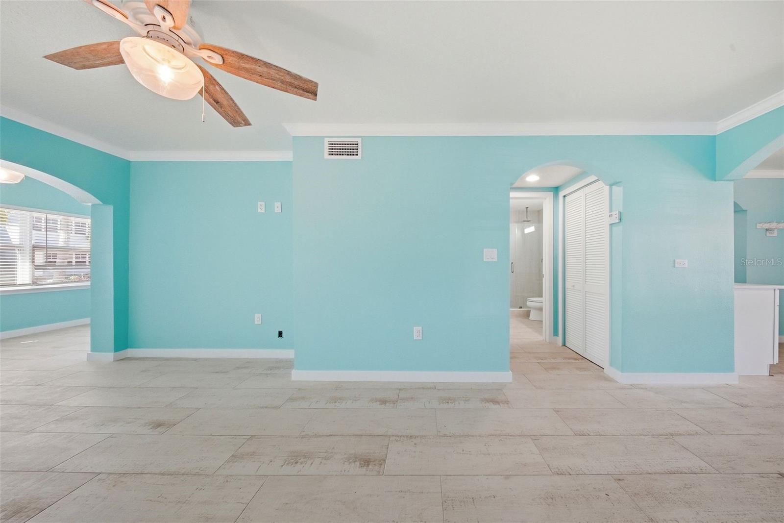 BAREFOOT BEACH RESORT OF INDIAN SHORES - Residential