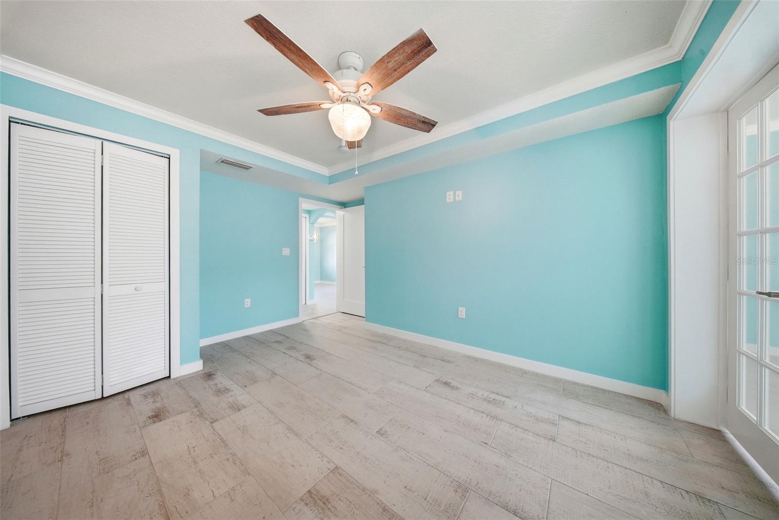 BAREFOOT BEACH RESORT OF INDIAN SHORES - Residential