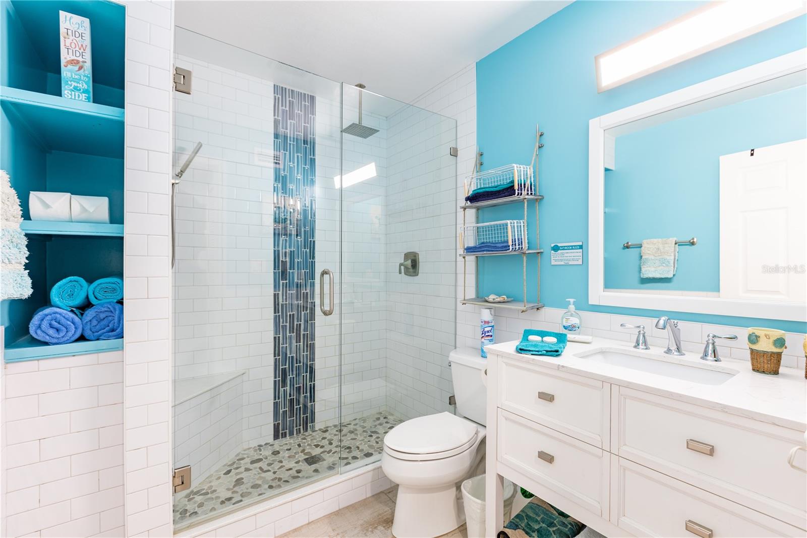 BAREFOOT BEACH RESORT OF INDIAN SHORES - Residential