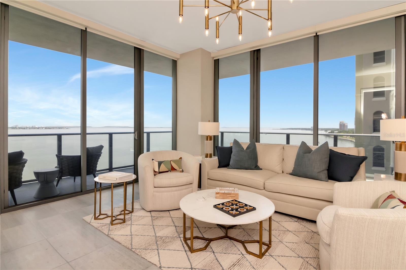 3105 BAY OAKS CONDOMINIUM - Residential