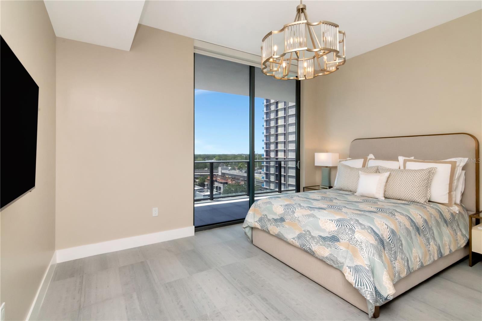 3105 BAY OAKS CONDOMINIUM - Residential