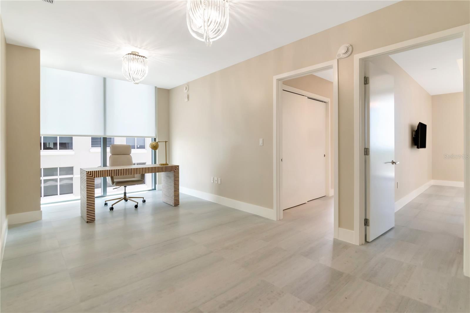 3105 BAY OAKS CONDOMINIUM - Residential