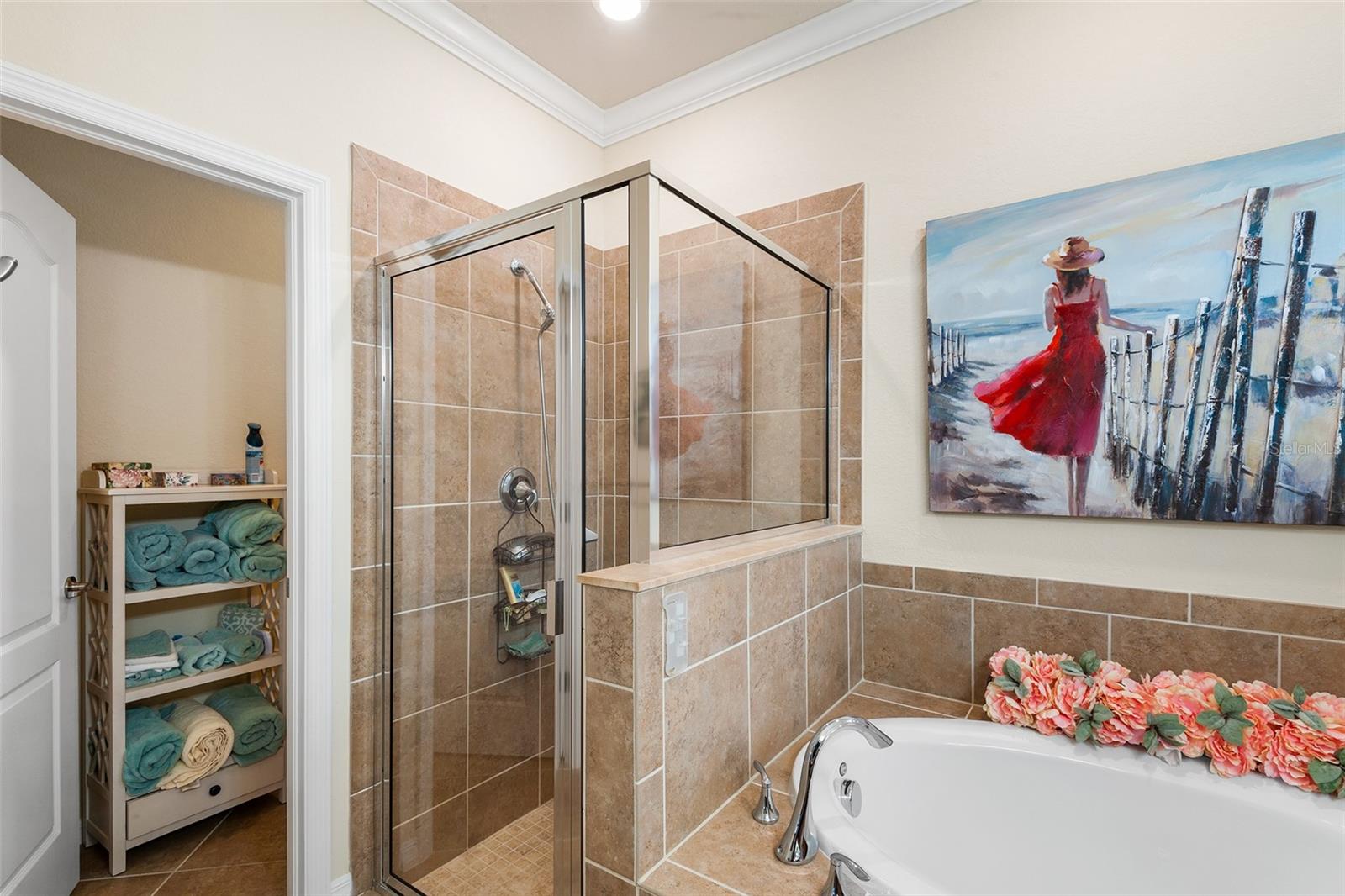 GRAN PARADISO PH 1 - Residential