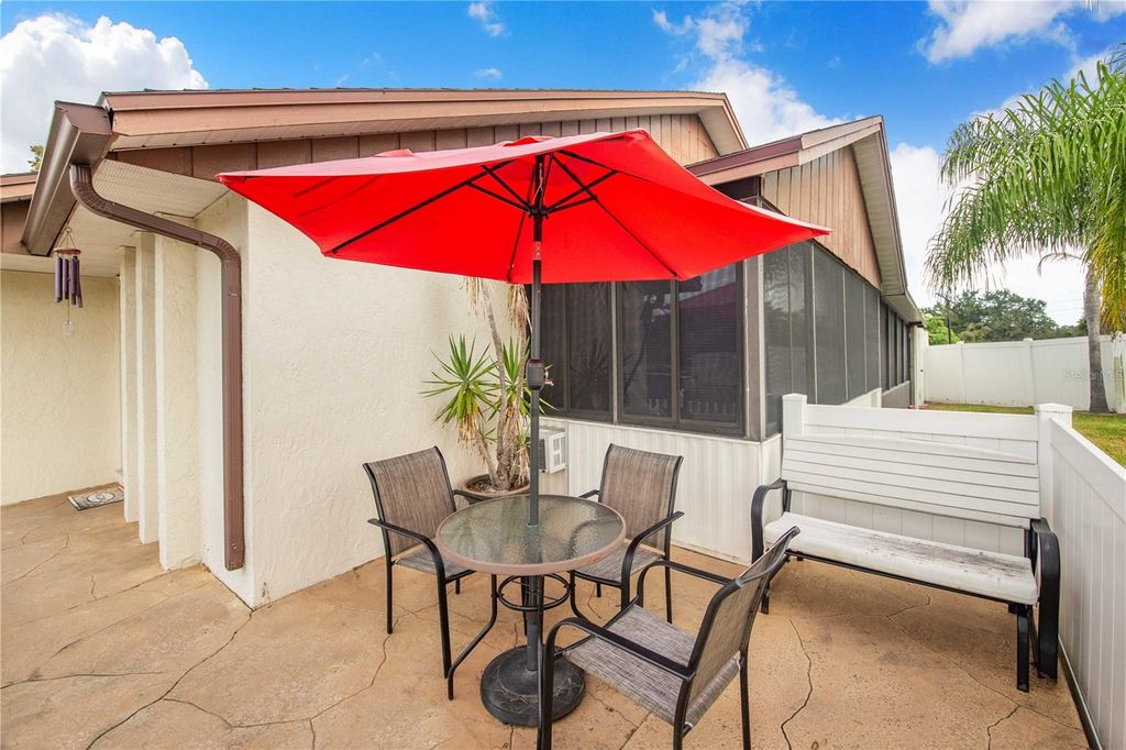 Photo of 5107 Old Highway 37 #1, Lakeland, FL 33811 (MLS # L4956115)