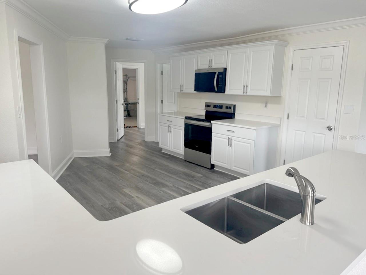 SEMINOLE LAKE GOLF & COUNTRY CLUB ESTATES - Residential