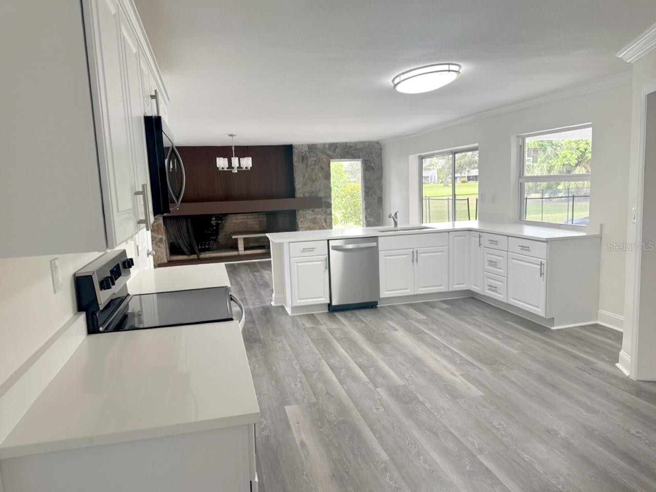 SEMINOLE LAKE GOLF & COUNTRY CLUB ESTATES - Residential