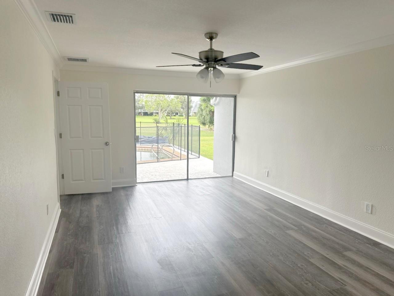 SEMINOLE LAKE GOLF & COUNTRY CLUB ESTATES - Residential