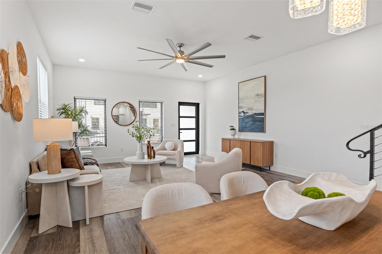 LATITUDES IN THE PARK - Residential