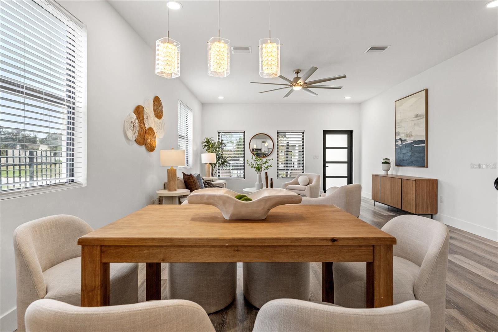 LATITUDES IN THE PARK - Residential