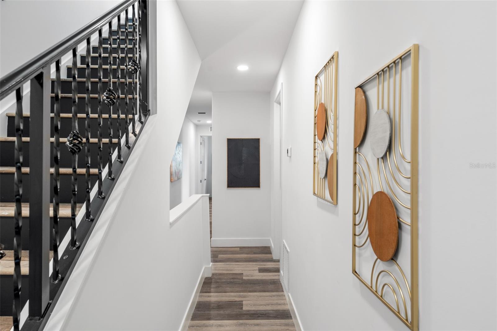 LATITUDES IN THE PARK - Residential