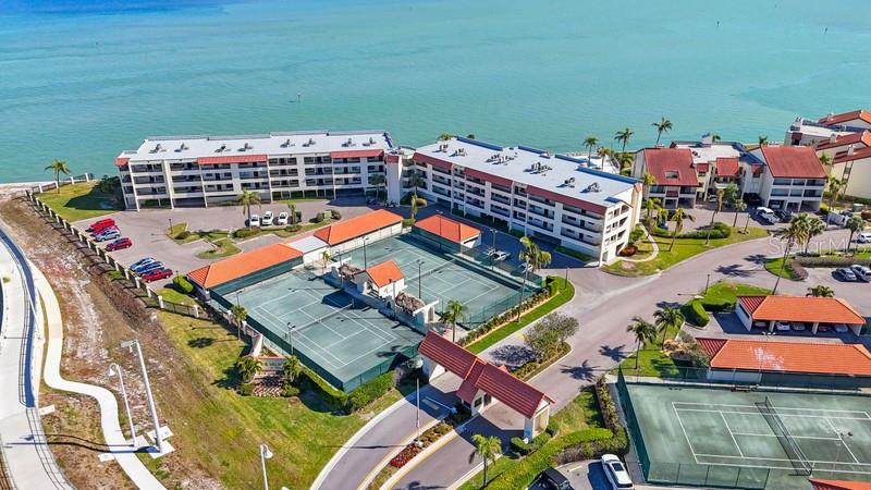 VILLAGE AT TIERRA VERDE CONDO - Residential Lease