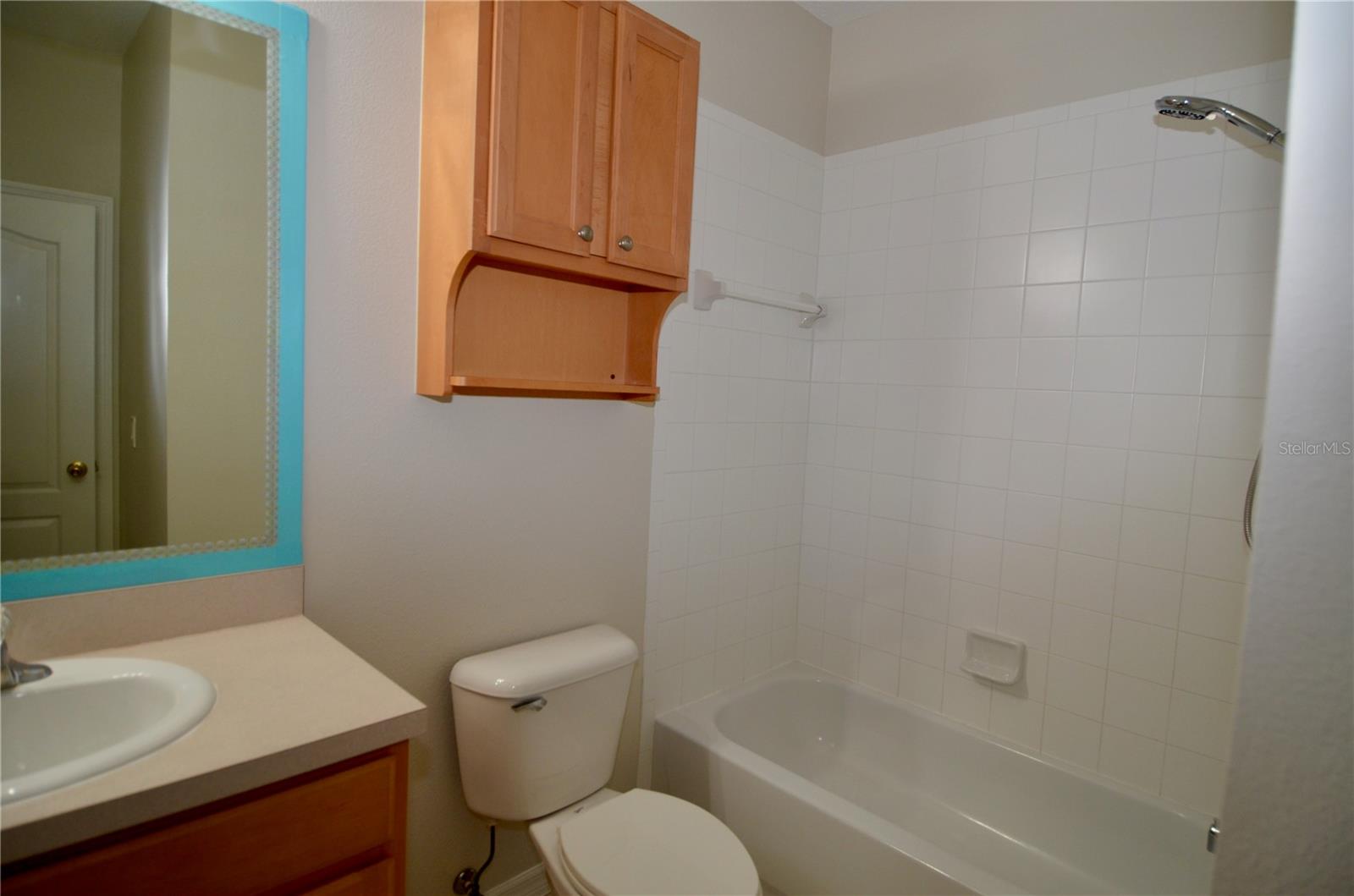 TOWNS AT LAKESIDE - Residential