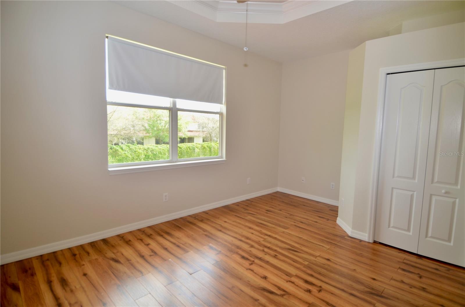 TOWNS AT LAKESIDE - Residential