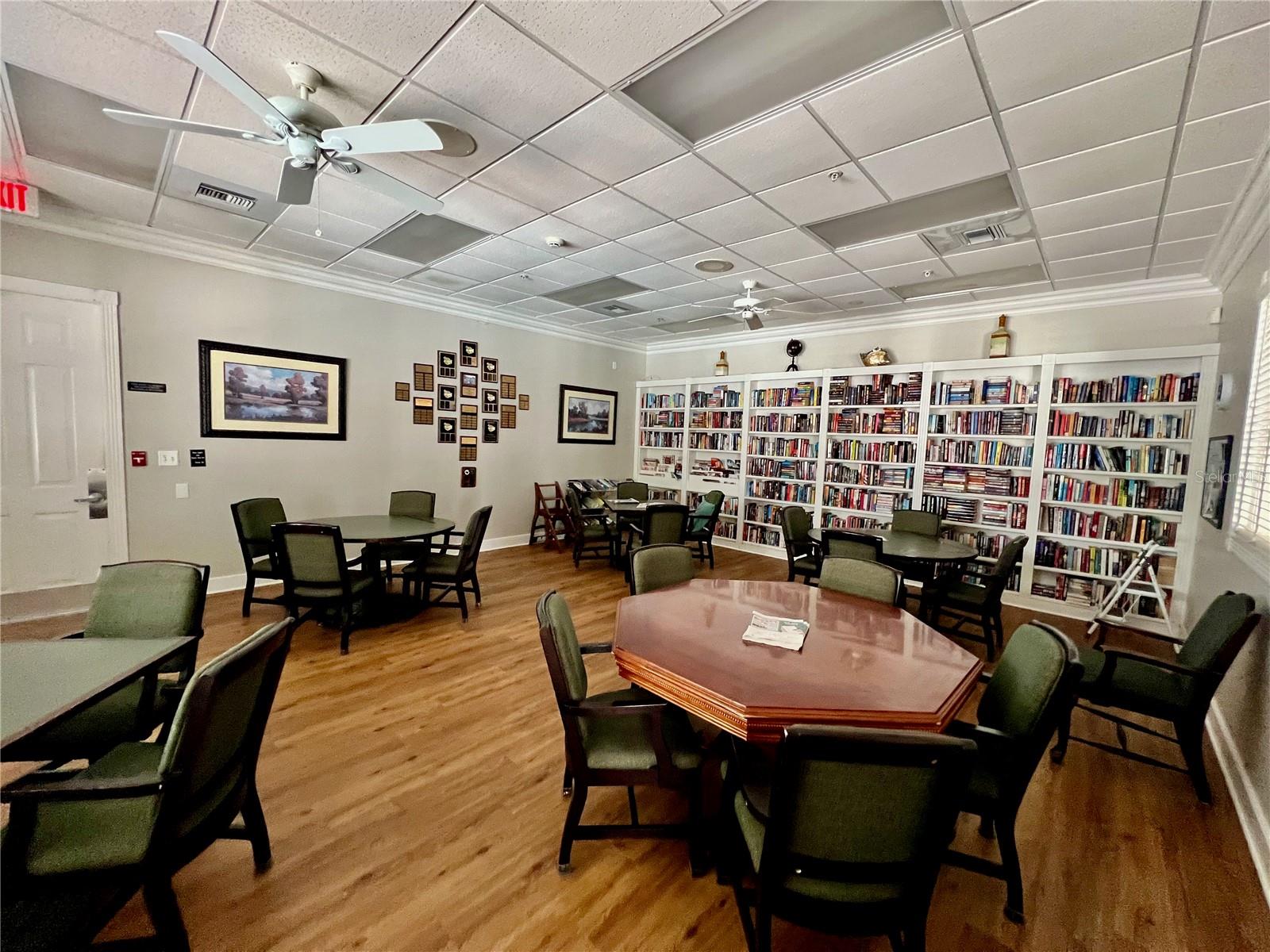 TOWNS AT LAKESIDE - Residential